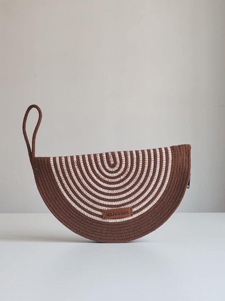 Pochette Arca bicolore marron chocolat écru